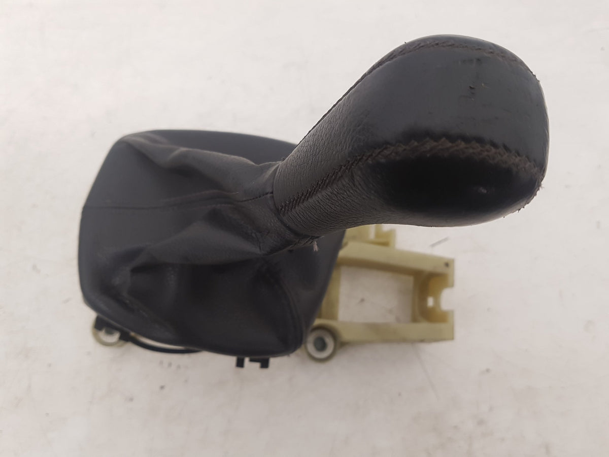2005-2010 Volvo XC90 Manual Gear Stick Shifter 30759230