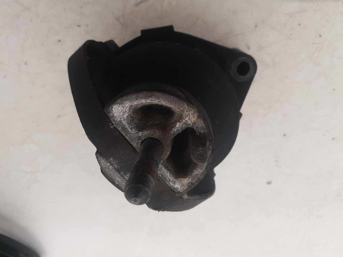 2006 - 2009 Saab 9-5 Saloon ENGINE MOUNT (FRONT) 5237219