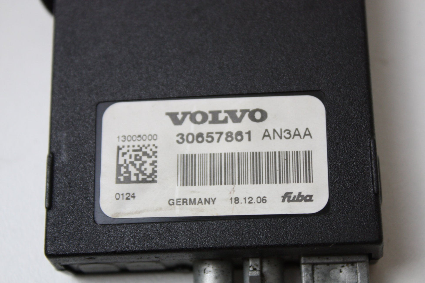 2007 - 2014 Volvo S80 ANTENNA AMPLIFIER 30657861