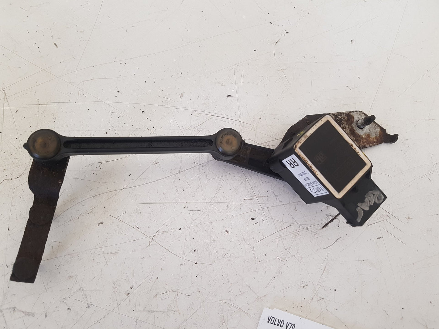 2000 - 2007 Volvo V70 Estate HEADLIGHT LEVEL SENSOR 6G9N-3C492-AA