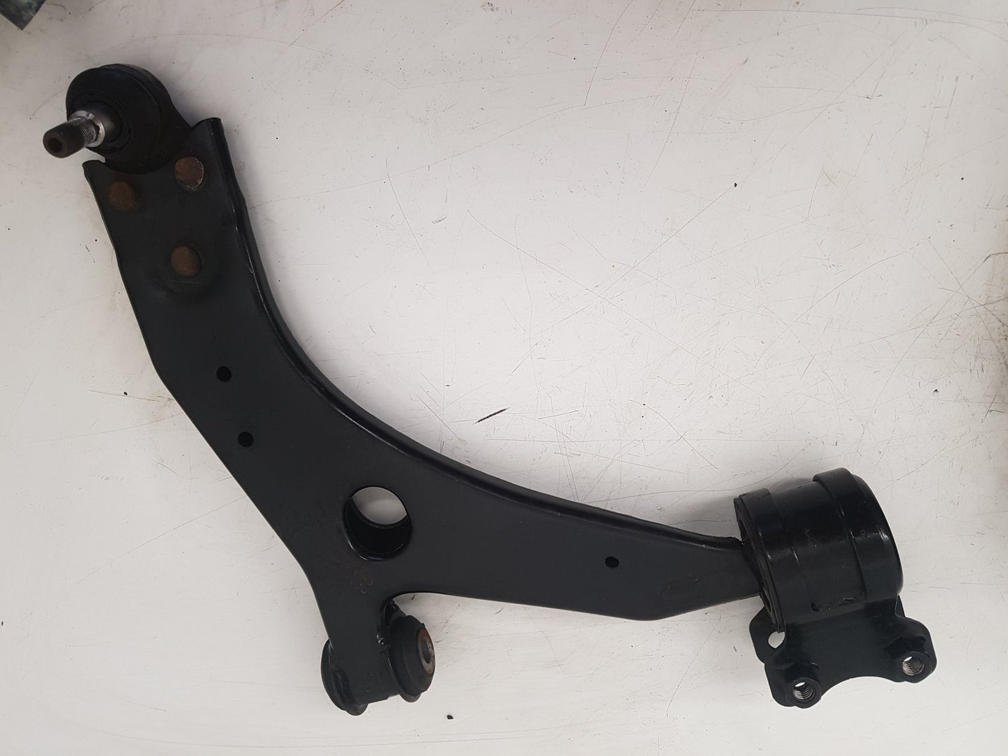 2010 - 2012 Volvo S40 Saloon Right Front Lower Control Arm CCA16668