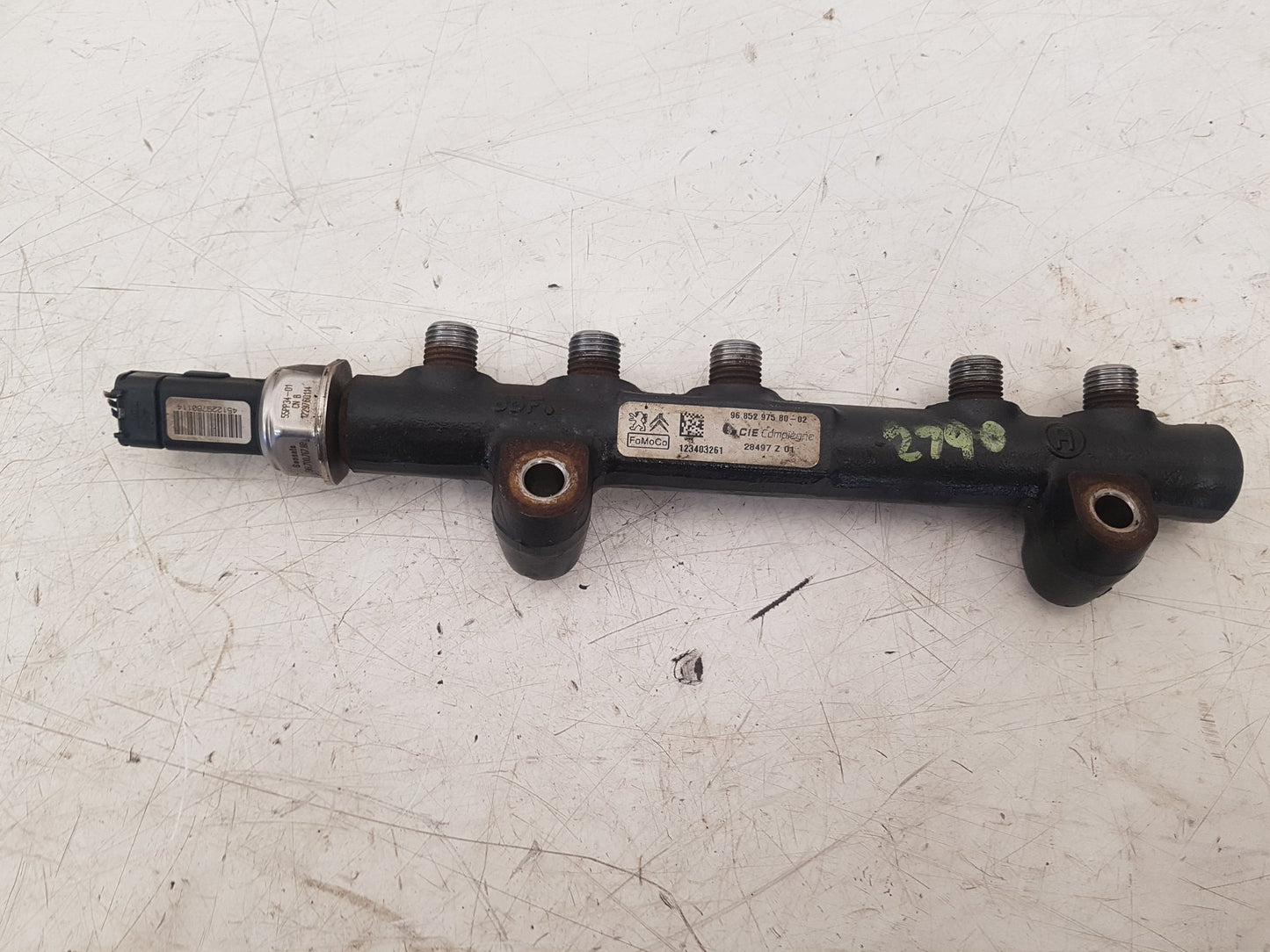 2013 - 2016 Volvo V40 III 525 Hatchback Injection Rail 968529758002