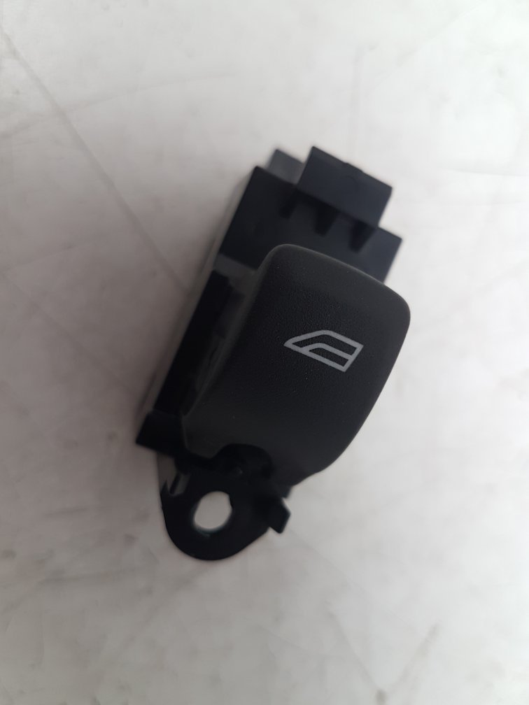 2012 - 2016 Volvo V40 Hatchback Left Rear Window Switch 31394840