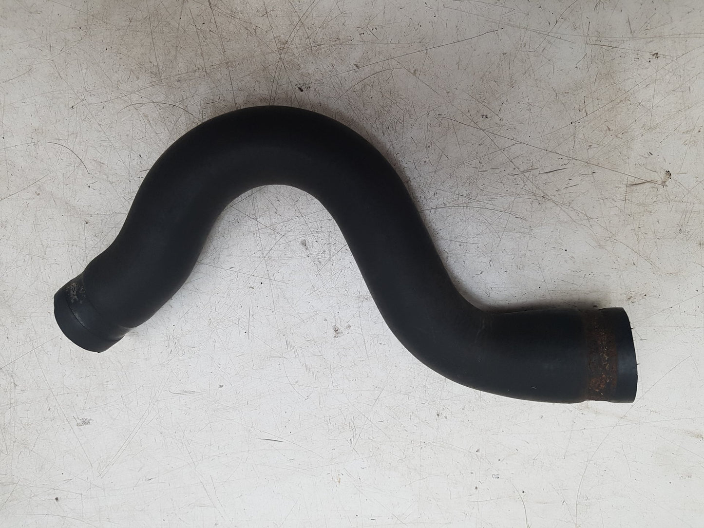 1992 - 1997 Volvo 850 Estate RADIATOR HOSE