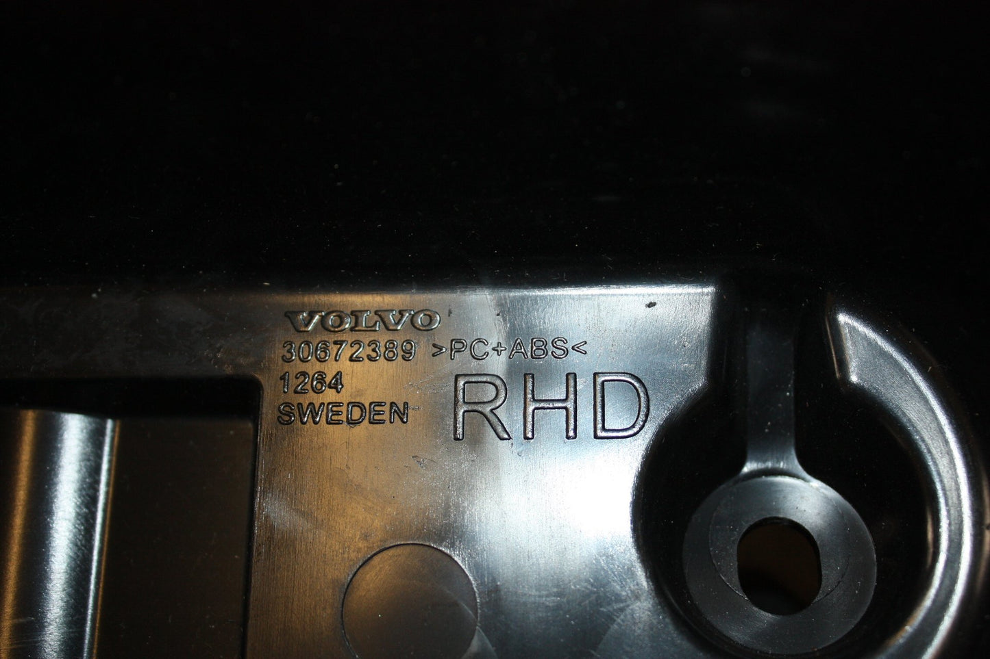 2006 - 2011 Volvo S80 Dash Assembly