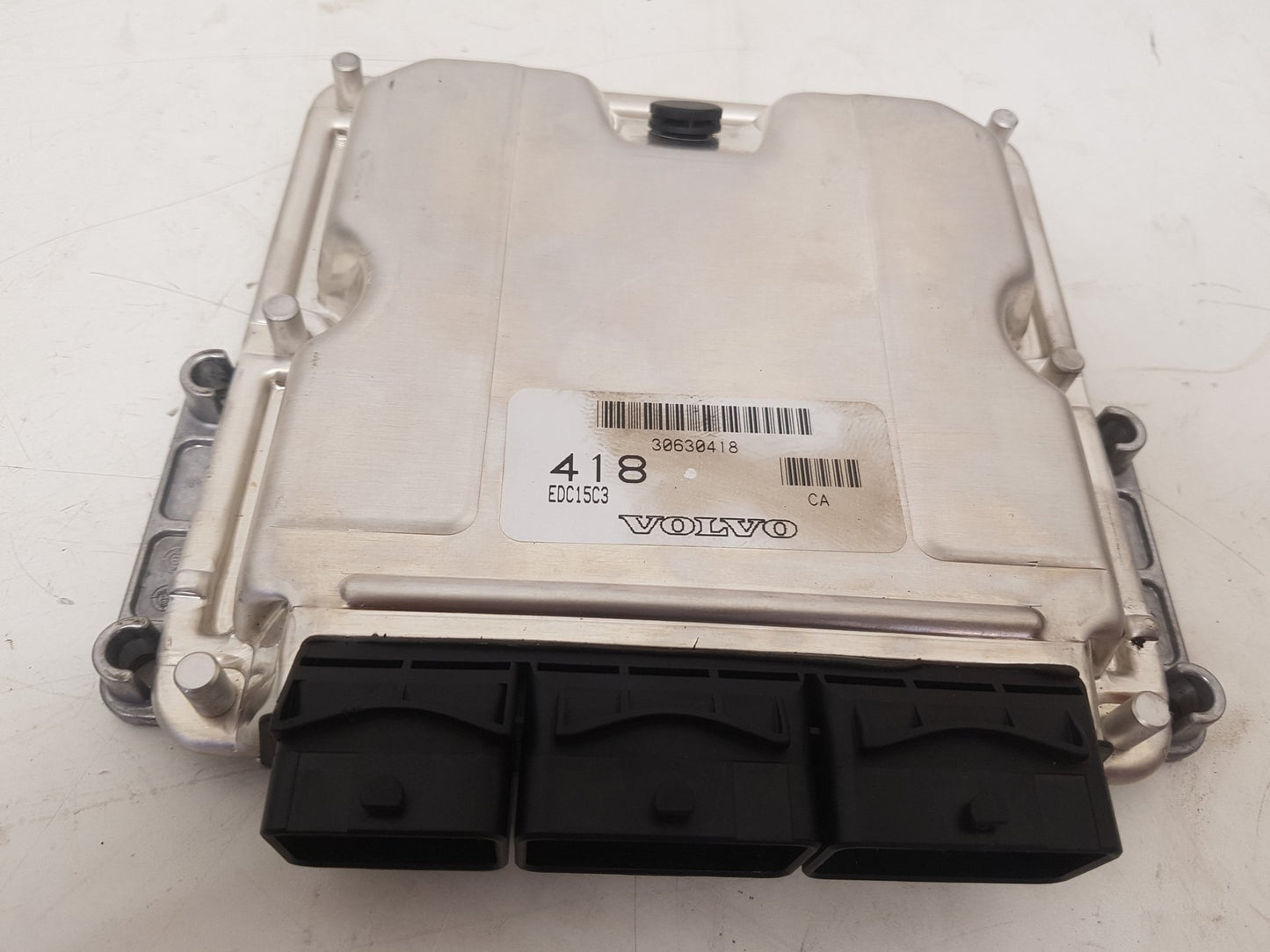 2001 - 2004 Volvo S40 Saloon Engine ECU 30630418