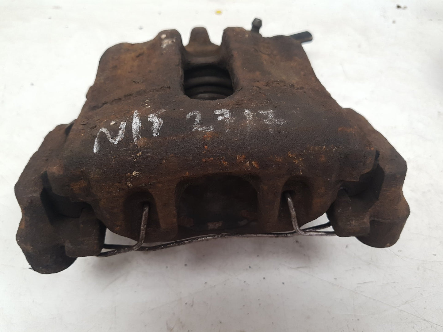 1992 - 1997 Volvo 850 Estate Left Front Caliper 3516840