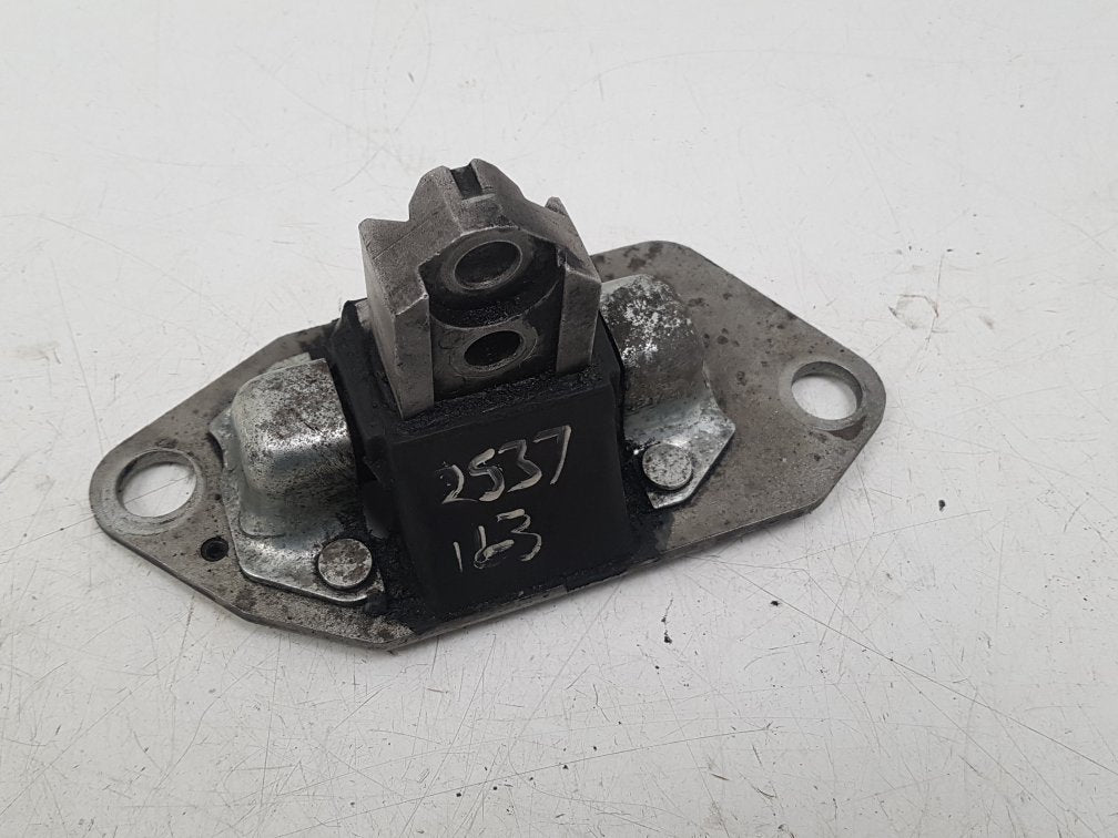 2004 - 2007 Volvo XC70 Estate Right Engine Mount 1349381