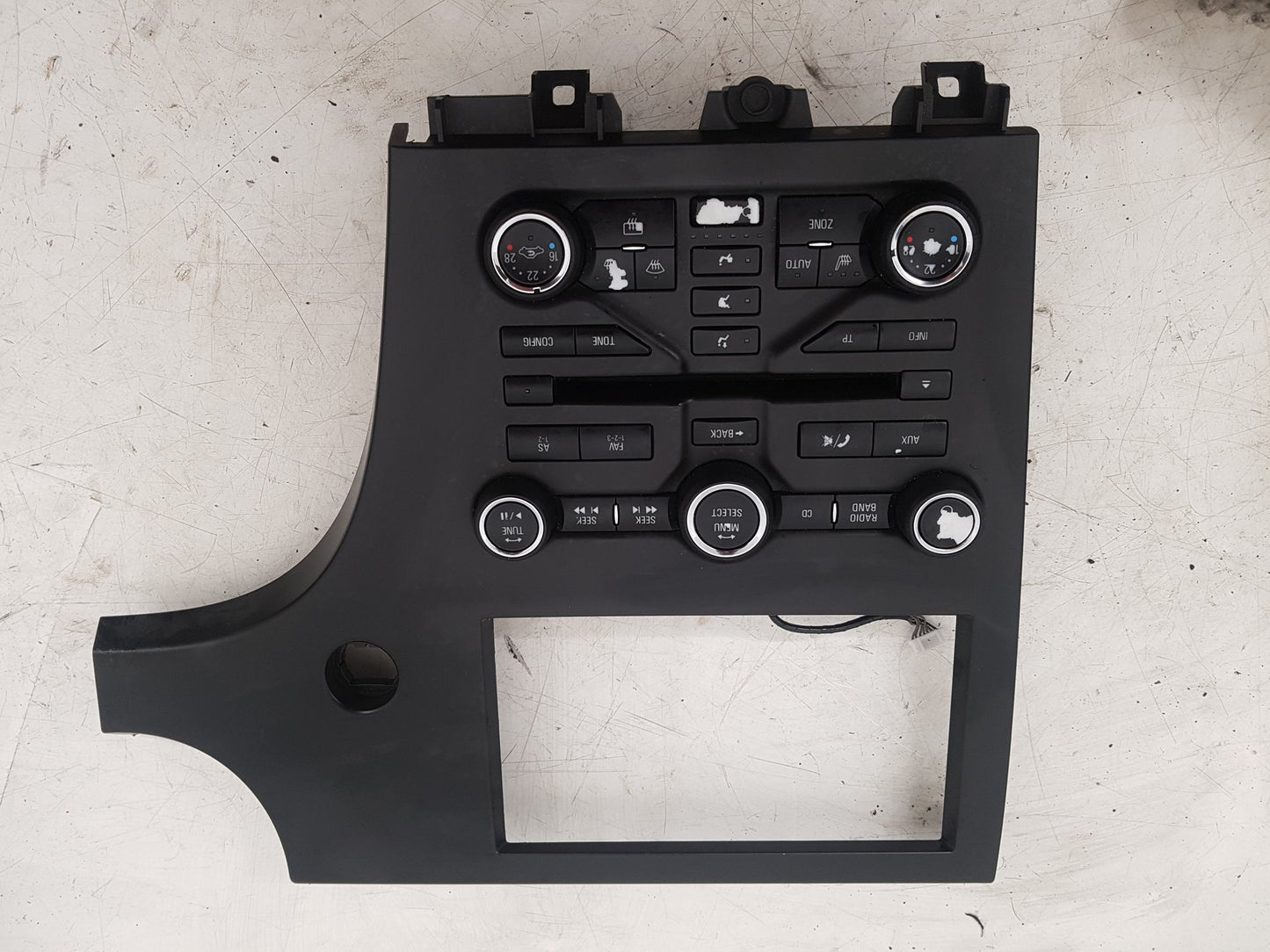 2010 - 2012 Saab 9-5 Saloon RADIO AND HEATER DISPLAY UNIT