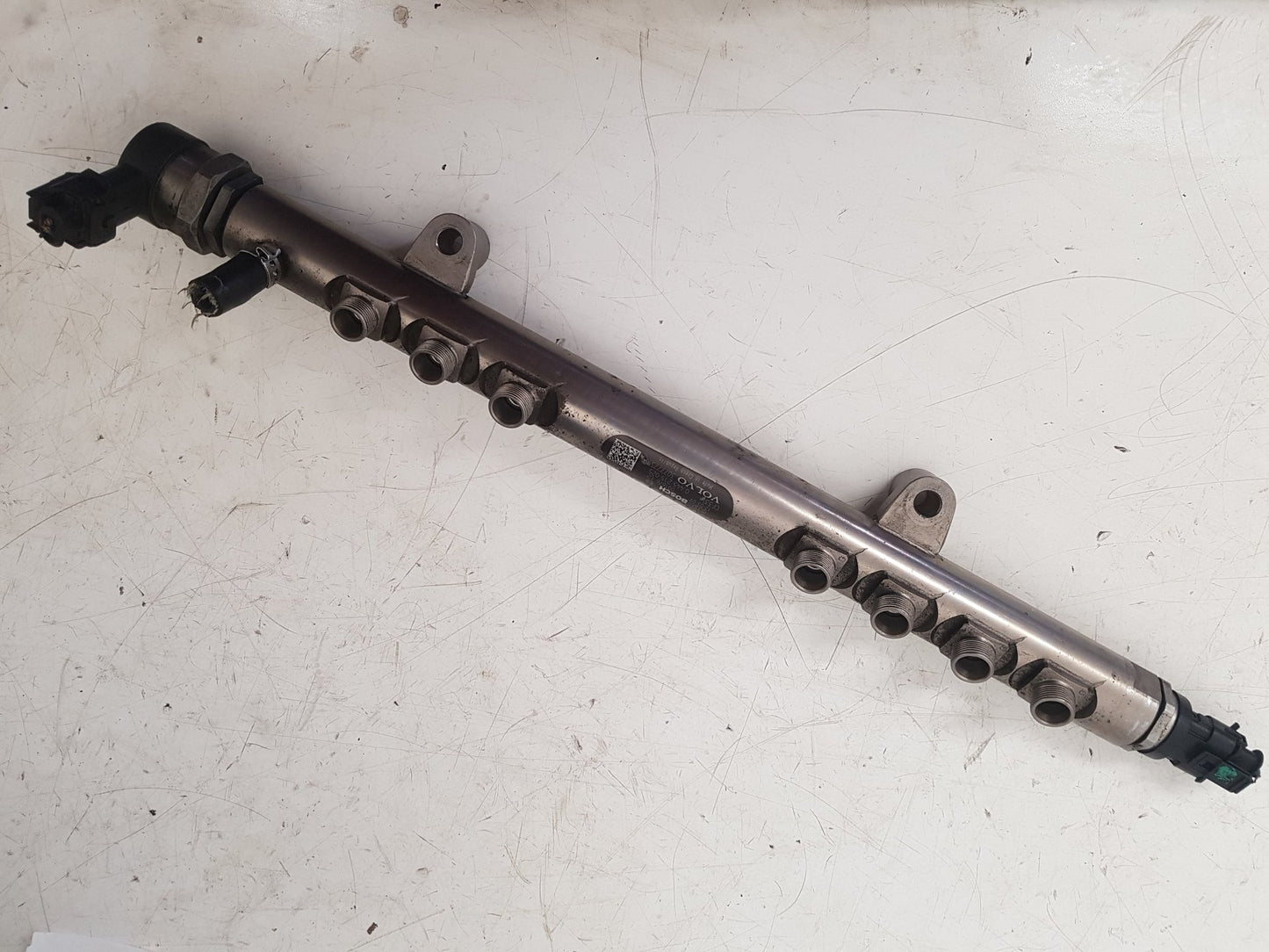 2008 - 2013 Volvo XC60 I 156 Estate Injection Rail 0445215025
