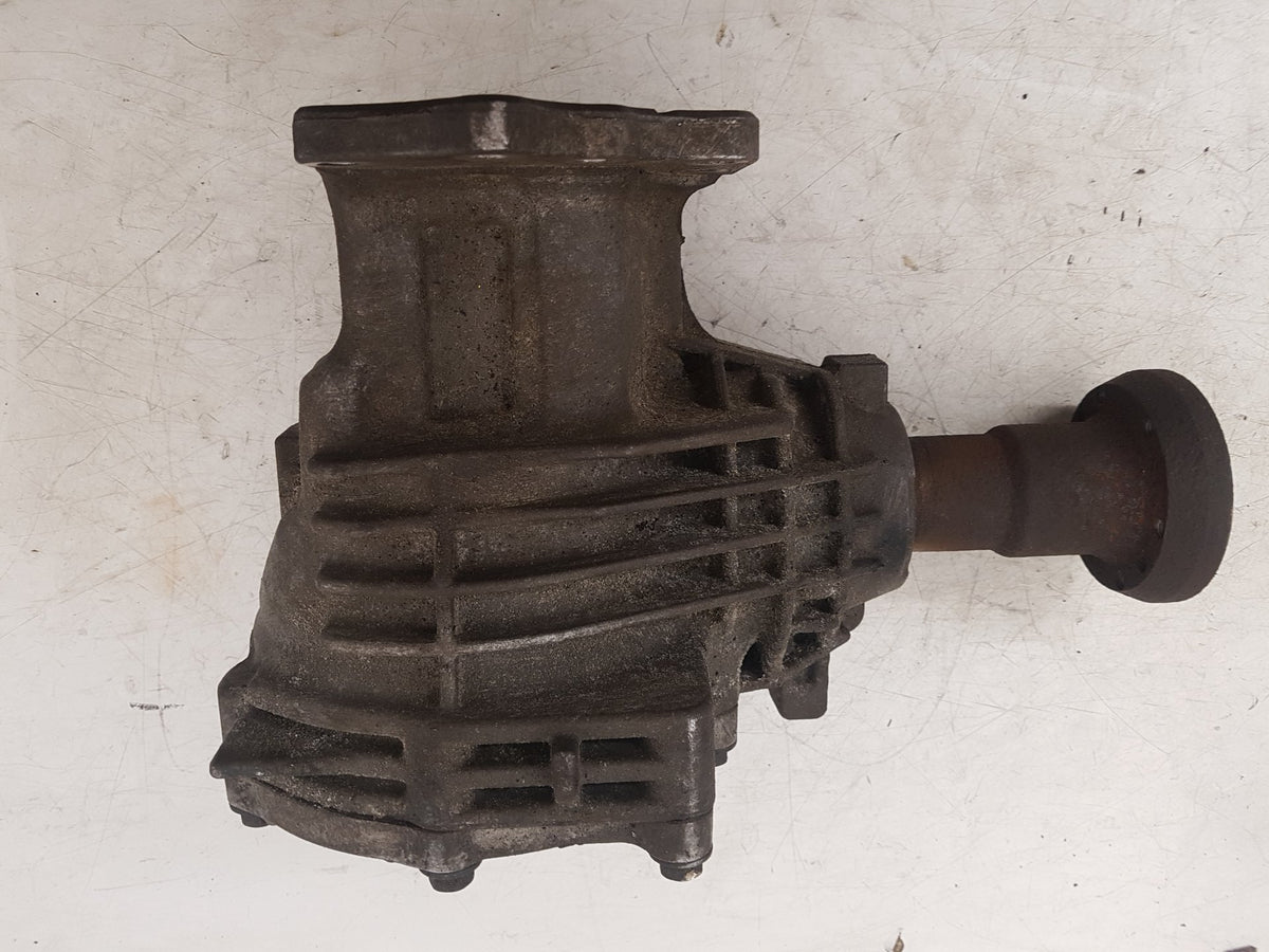 2008-2016 Volvo XC70 D5 Angle Gear Transfer Box 7070010790