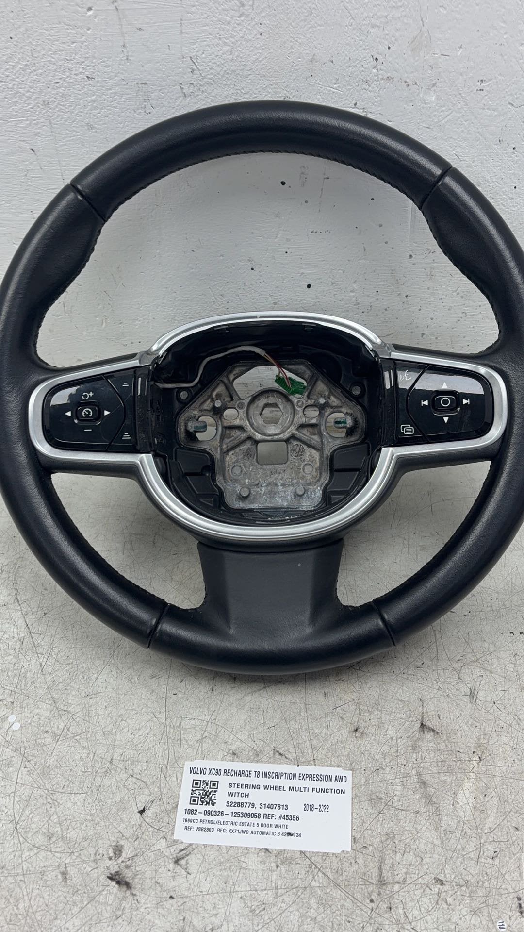 2016 - 2023 Volvo XC90 II 256 Estate STEERING WHEEL MULTI FUNCTION SWITCH 32288779