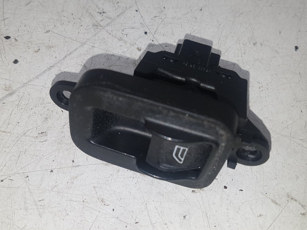 2005 - 2012 Volvo S40 Saloon Left Front Window Switch 30773217