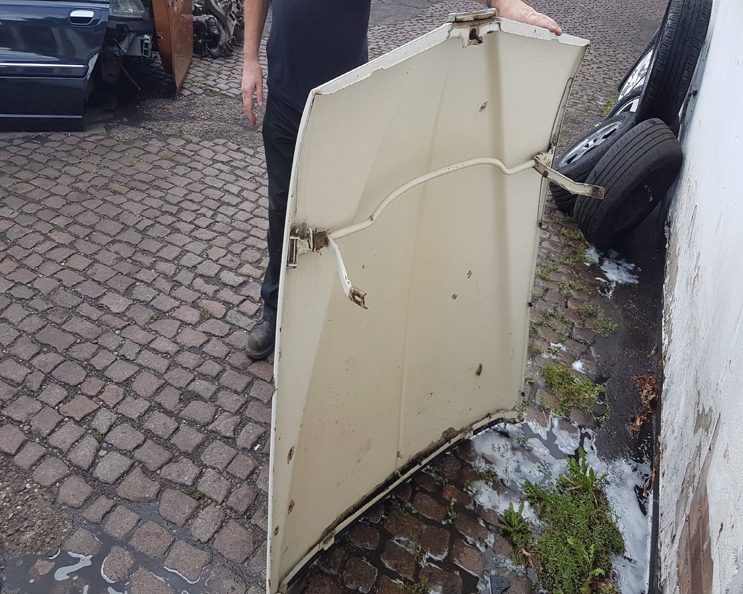 1972 - 1973 Saab 96 Bonnet