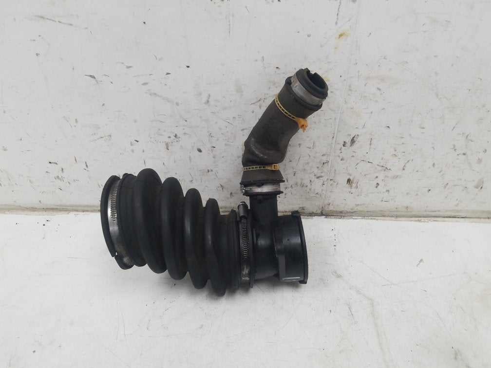2010 - 2012 Volvo C30 Hatchback INTAKE PIPE AV61-6C784-AC