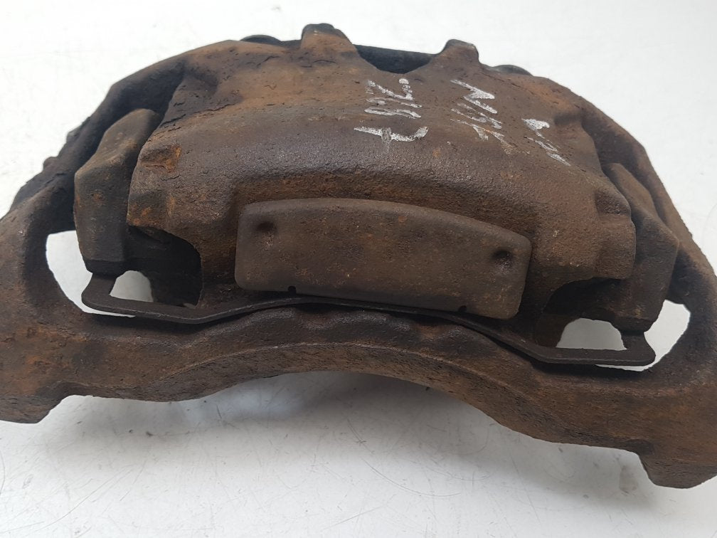 2010 - 2015 Volvo V70 Estate Left Front Caliper 36000151