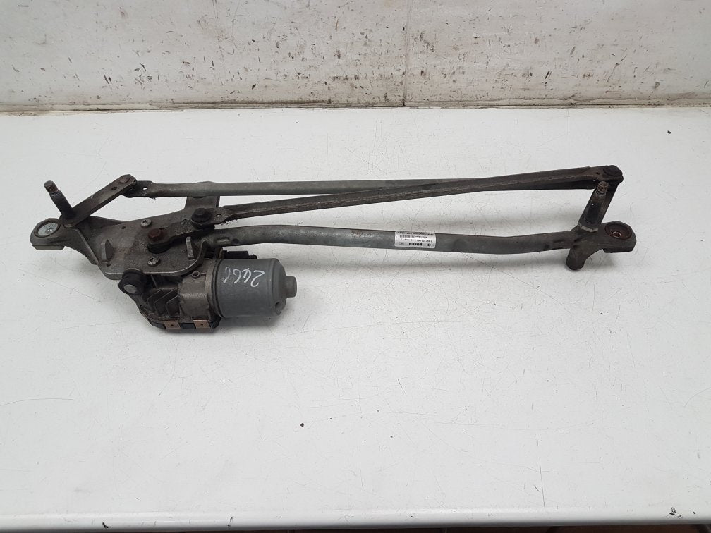 2007 - 2015 Volvo S80 WIPER MOTOR (FRONT) & LINKAGE 30796359