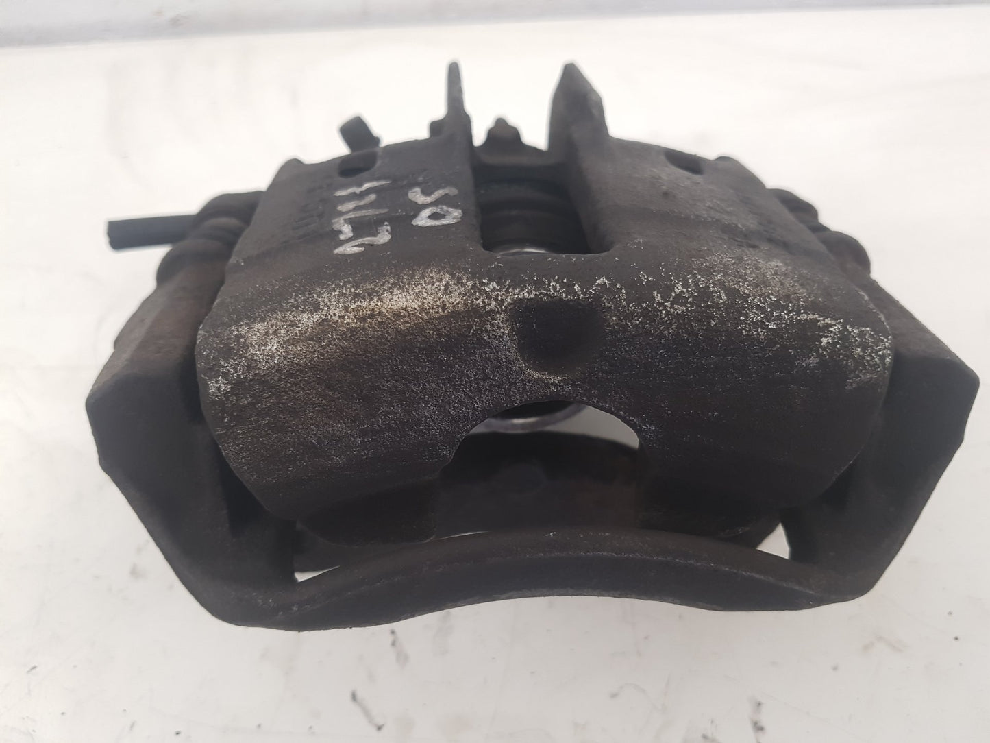 2000 - 2004 Volvo V40 Estate Right Front Caliper 8251695