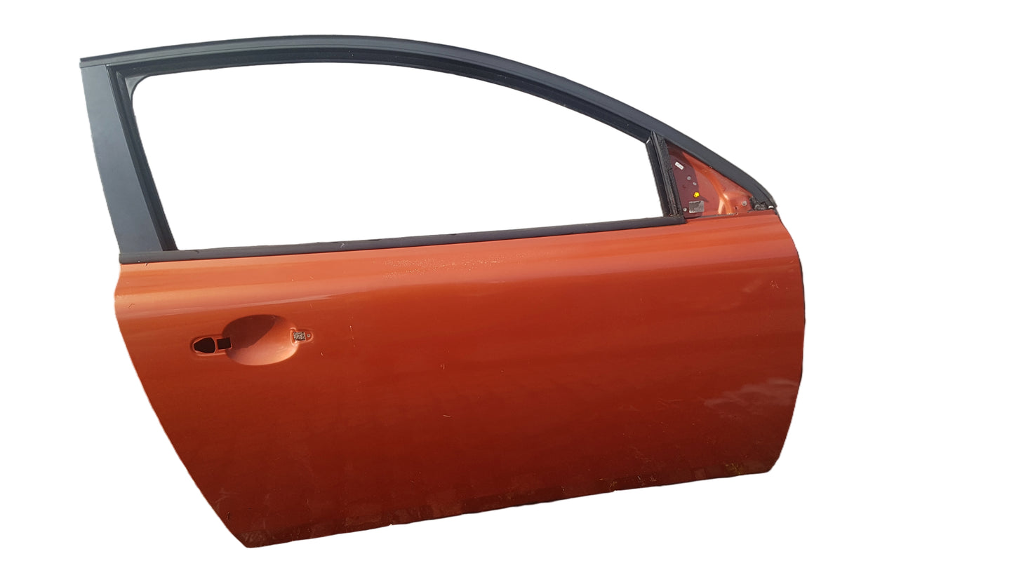 2010-2013 Volvo C30 D2 Right Front Driver Door Orange 533 1745933