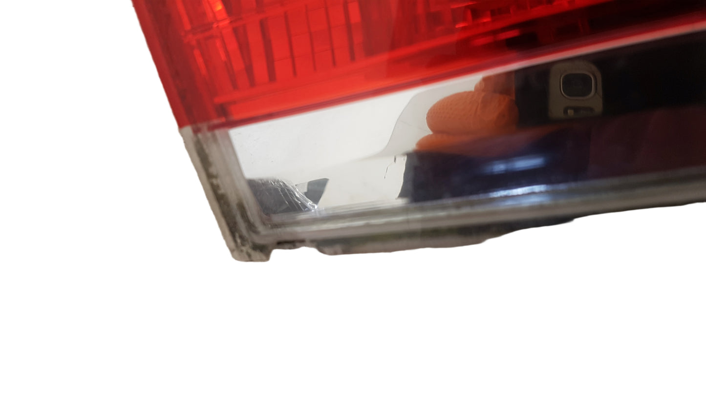 2015-2016 Volvo V70 III Passenger Side Tailgate Tail Light 31395923