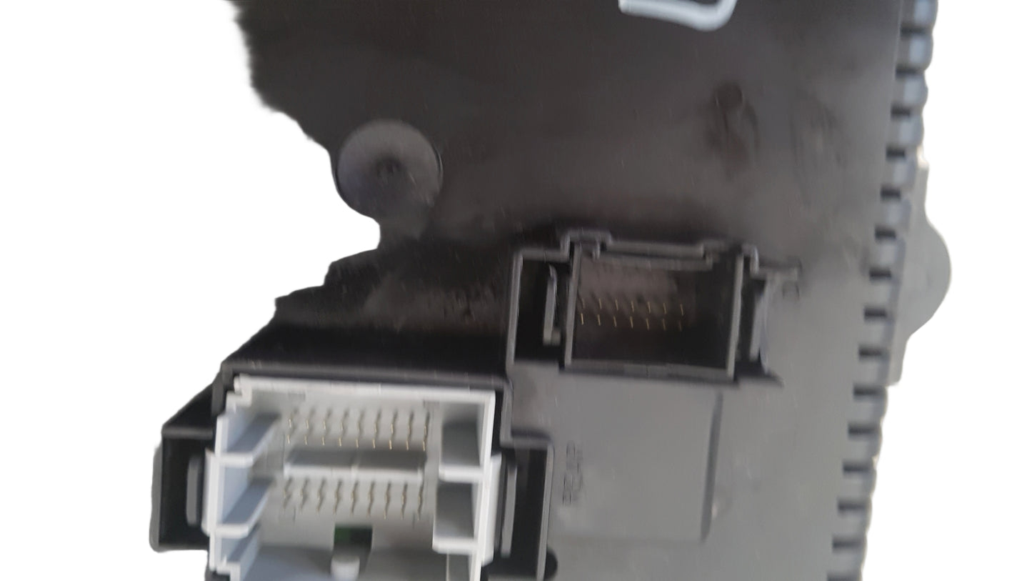 2005-2010 Volvo XC90 V70 XC70 Rear Electronic Module REM 30728512