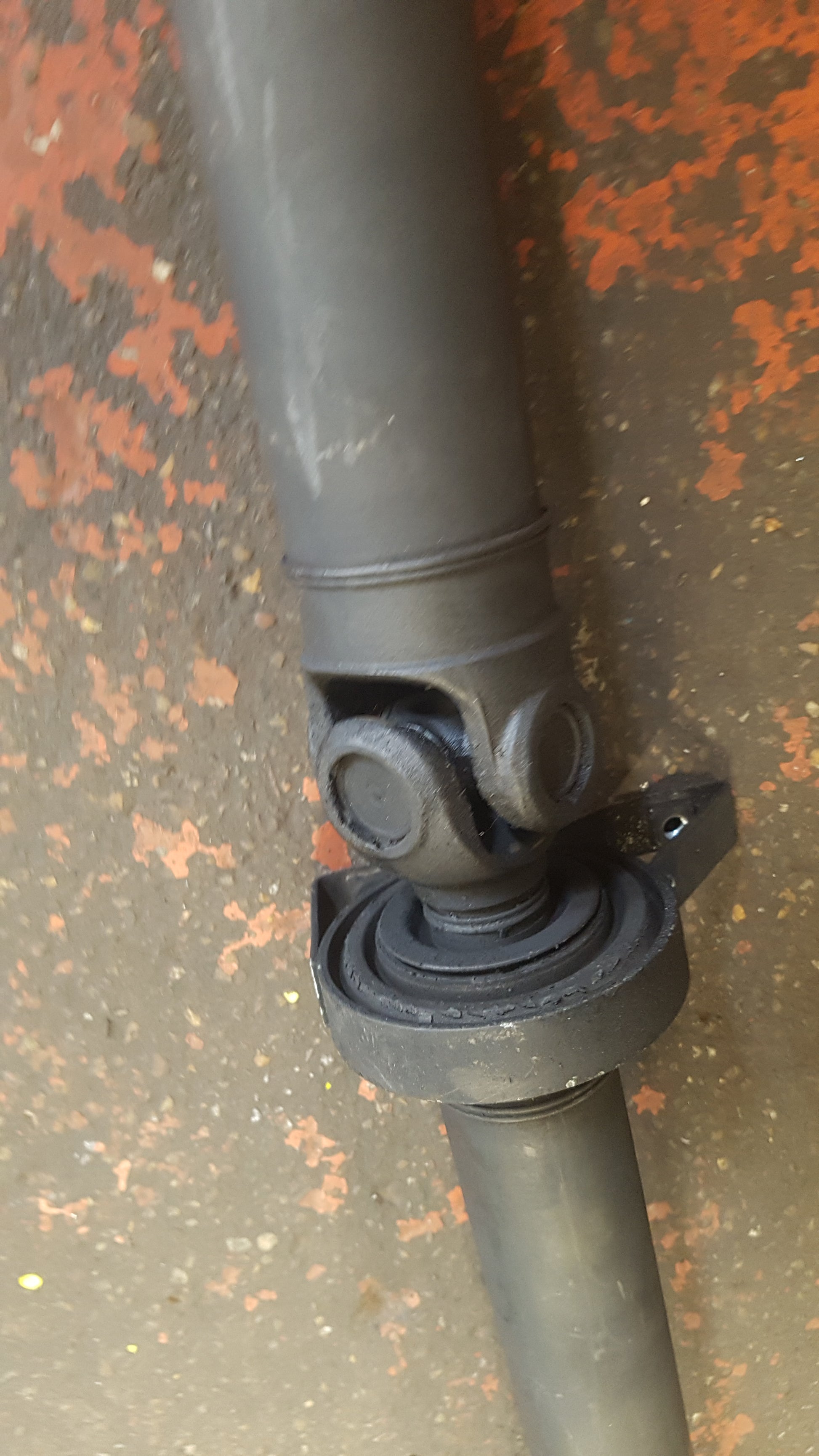 2003-2014 Volvo XC90 D5 Driveshaft Mid Shaft 359701