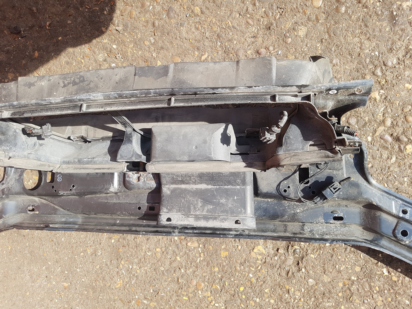 30655380 Volvo V70 XC70 S60 Front Slam Panel 2000-2007 Genuine — VS Breakers
