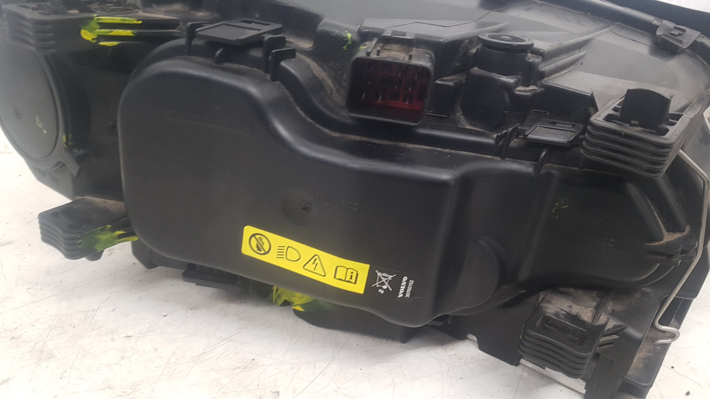 2008-2014 Volvo V70 Xenon Headlight LH 31391232 VRAC Grade A 12M Warranty