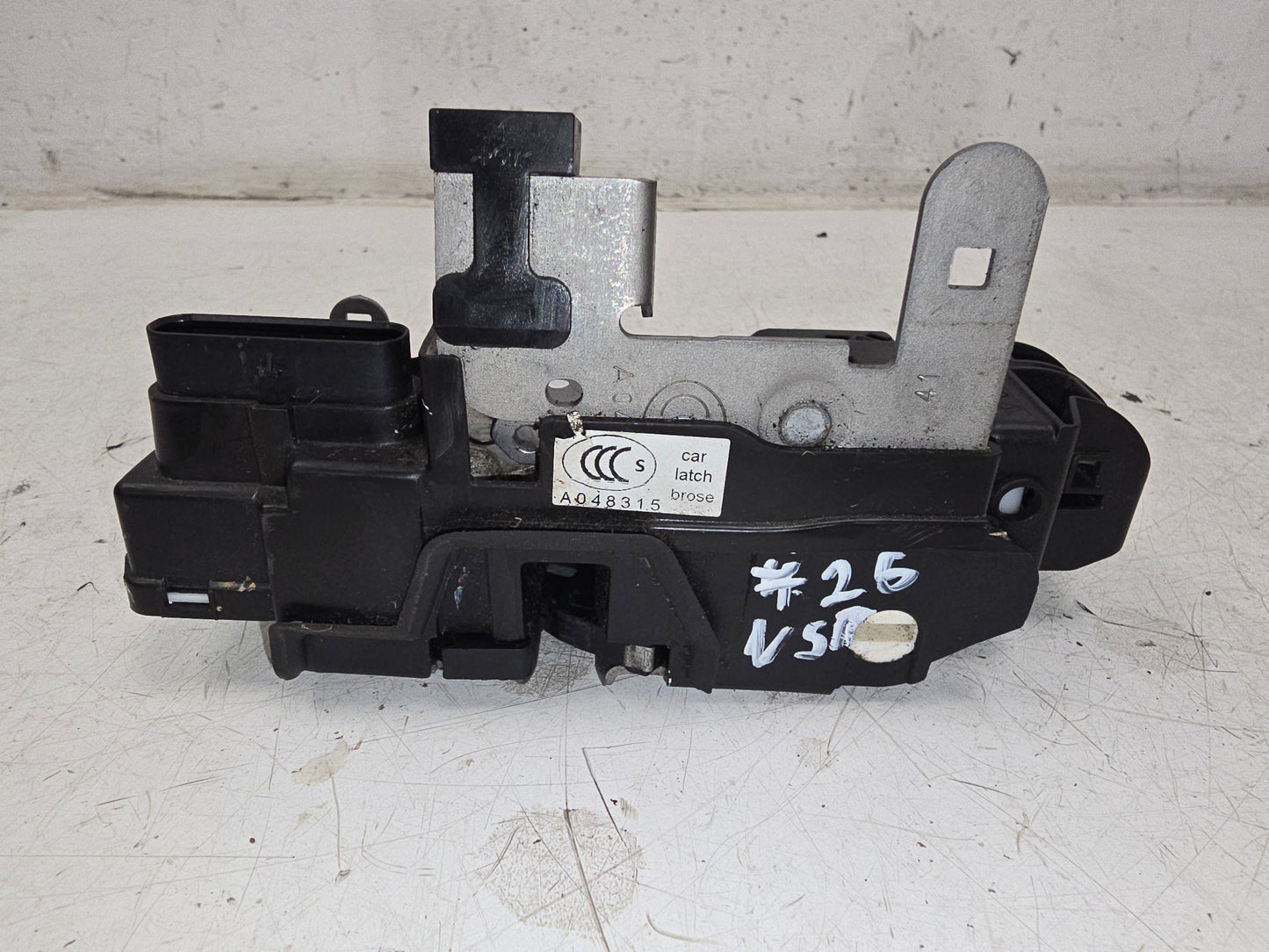 2012-2019 Volvo V40 Left Rear Door Lock Actuator 31440393