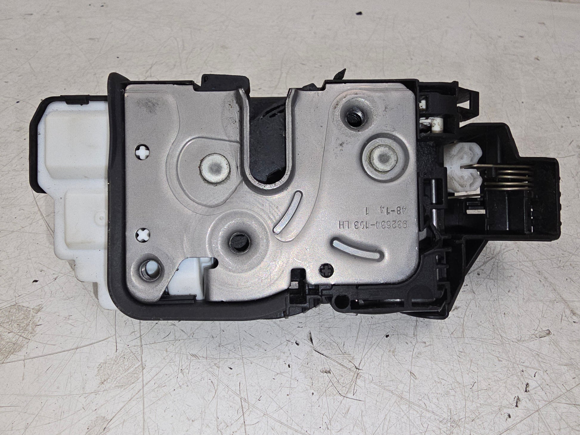 2012-2019 Volvo V40 Left Rear Door Lock Actuator 31440393