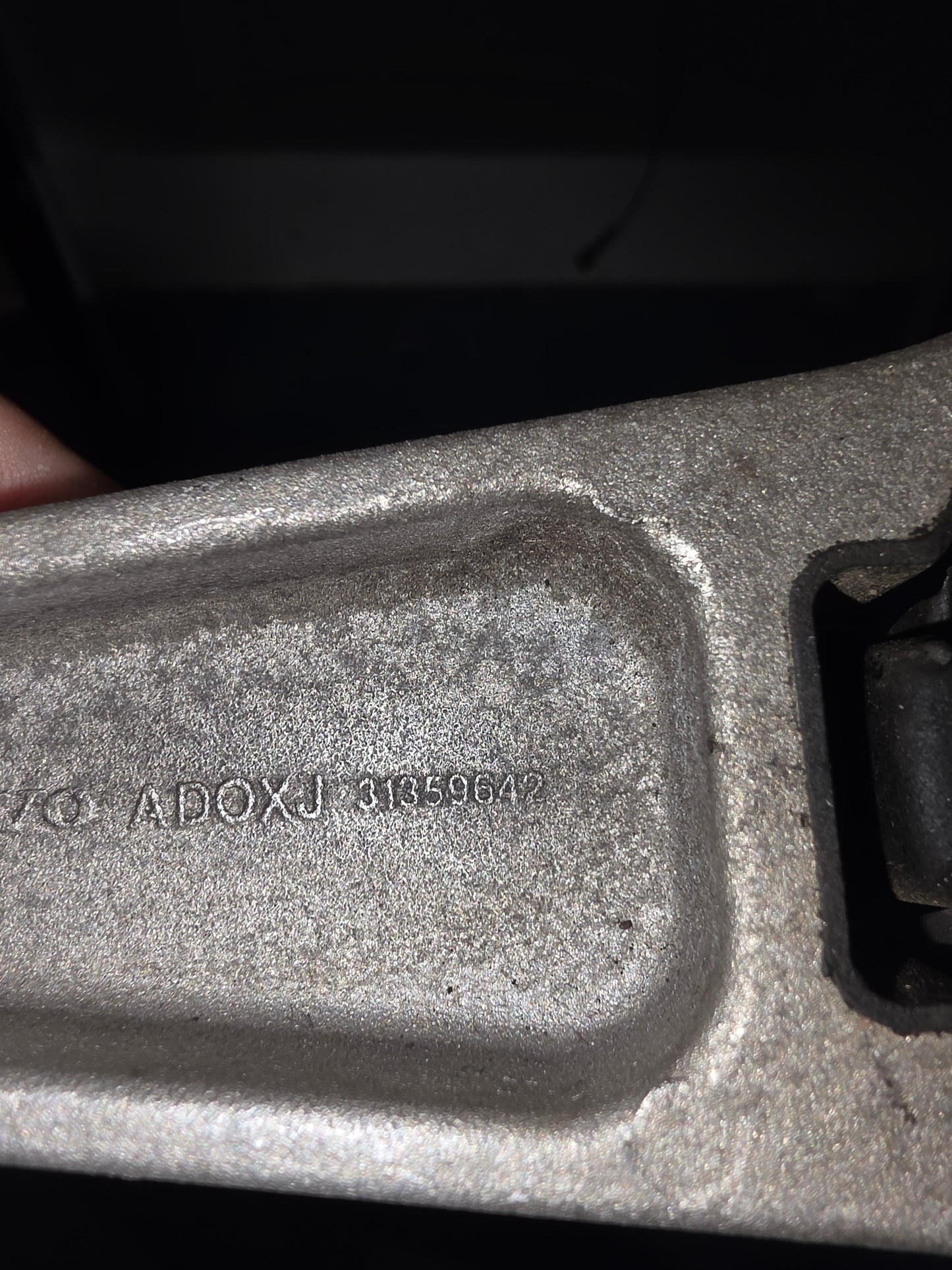 2010 Volvo V70 T6 Engine Mount 31359642