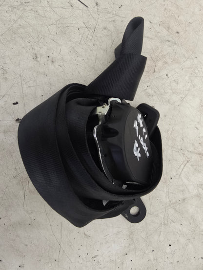 2015 Volvo V40 Rear Middle Seatbelt Grey 1323249