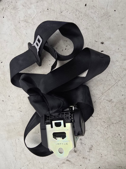 2015 Volvo V40 Rear Middle Seatbelt Grey 1323249