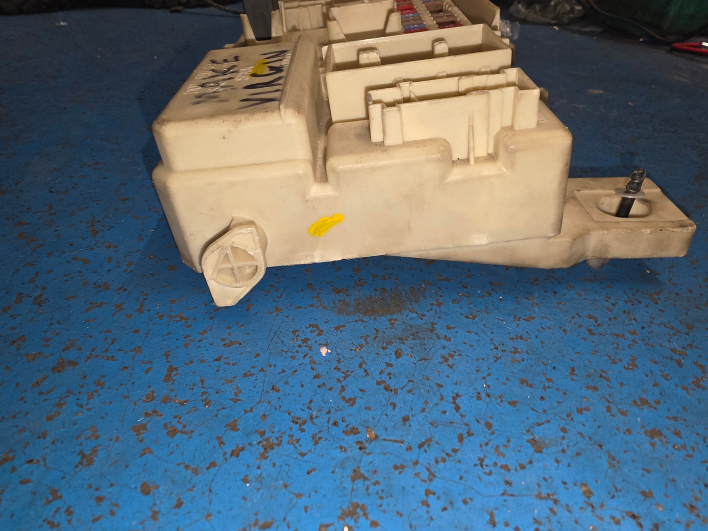 Volvo S40 2004-2012 CENTRAL ELECTRONIC MODULE (CEM) 31327215 — photo 5