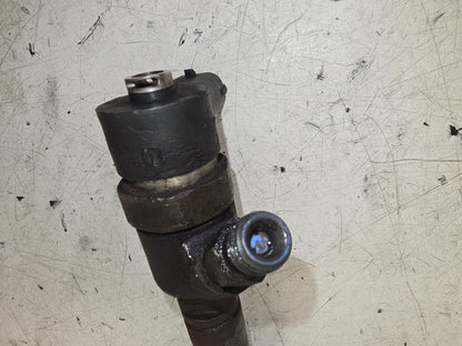 2006 Volvo XC90 D5 Fuel Injector 30750283