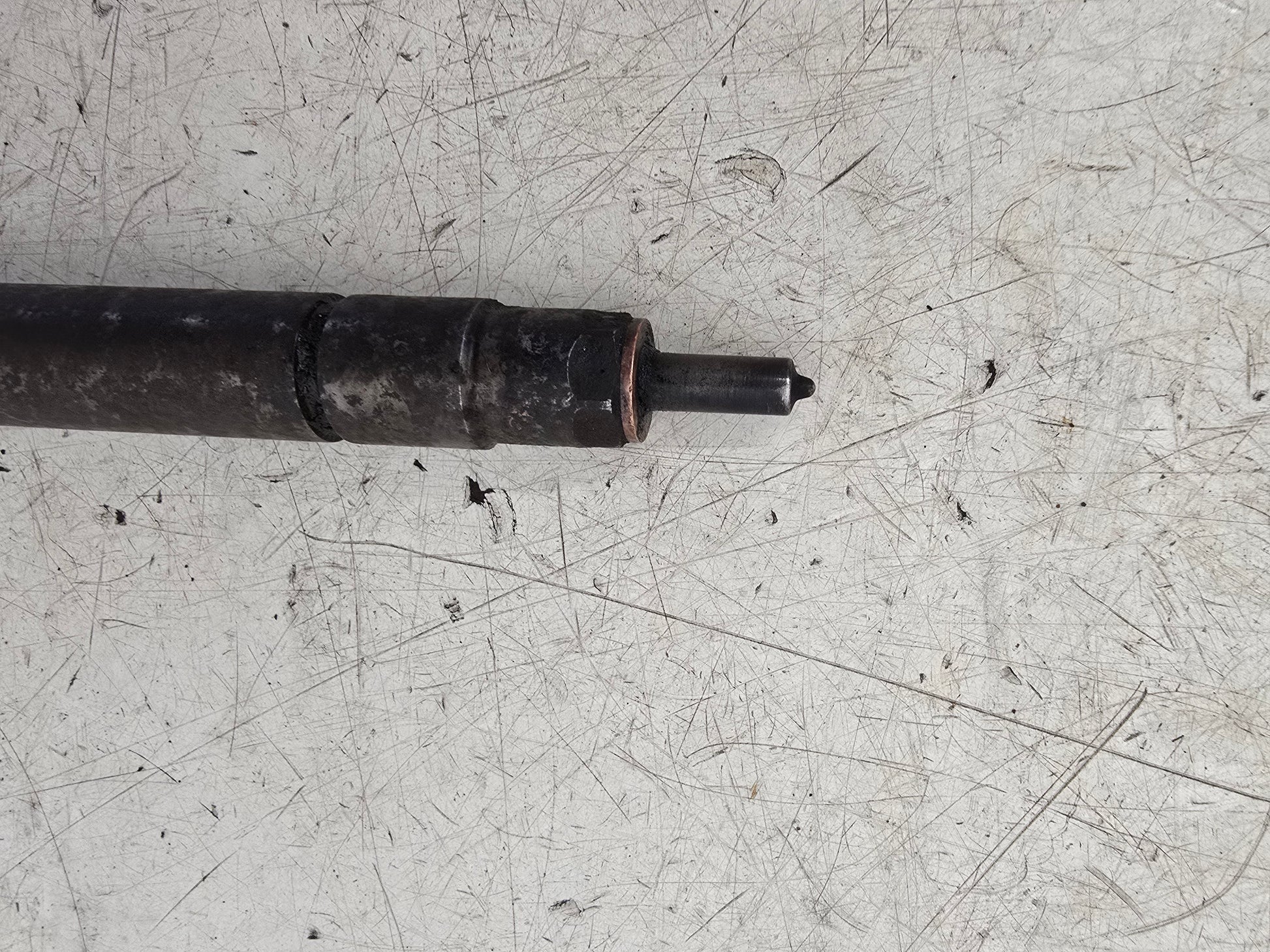 2006 Volvo XC90 D5 Fuel Injector 30750283