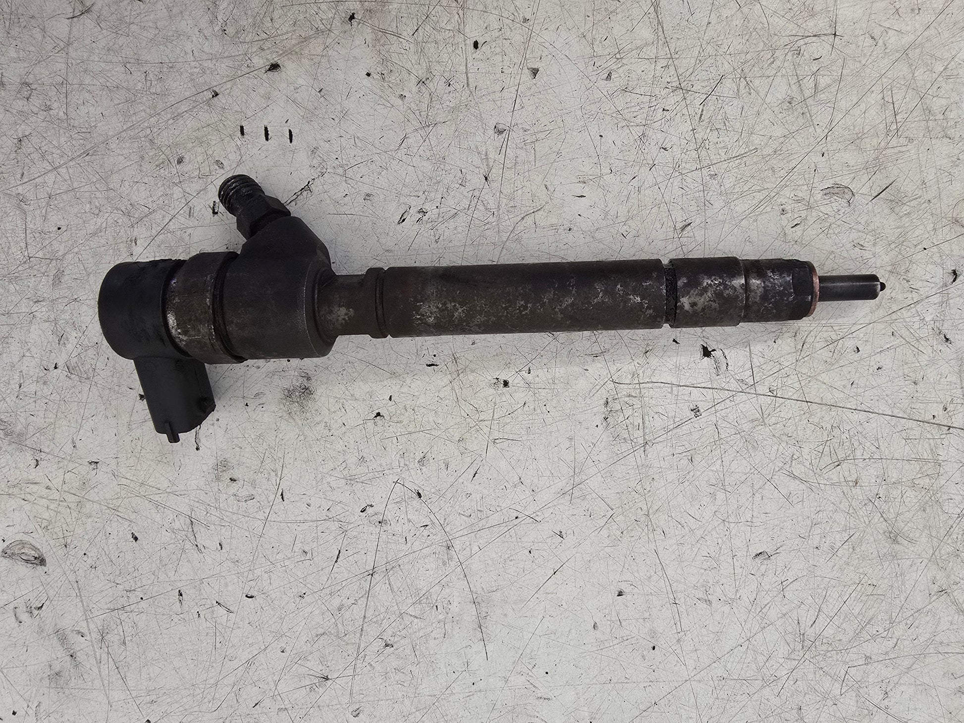 2006 Volvo XC90 D5 Fuel Injector 30750283