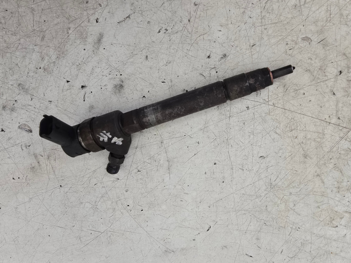 2006 Volvo XC90 D5 Fuel Injector 30750283