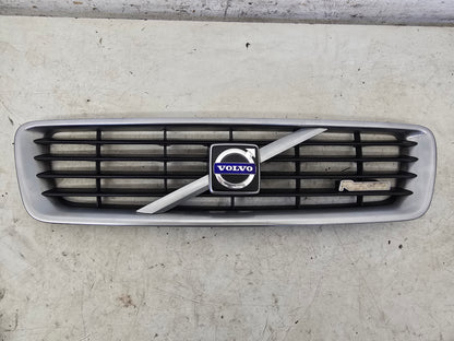 2008 Volvo C30 Sport Bumper Grille 30657194