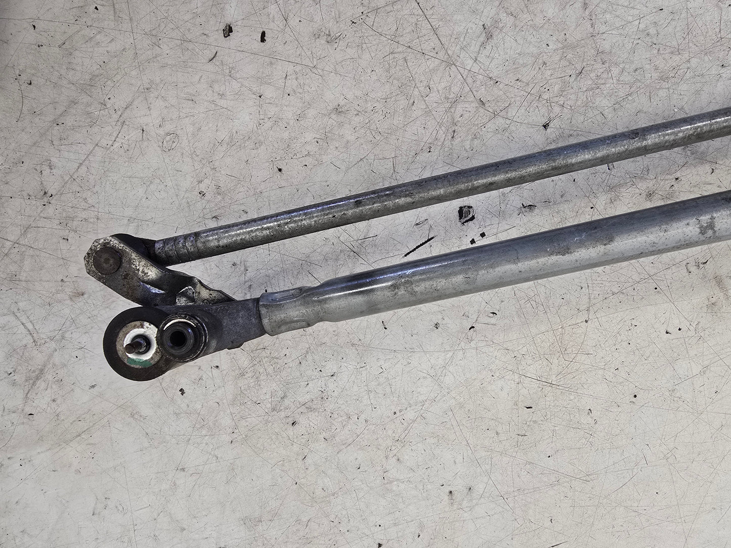 2002-2011 Saab 9-3 Front Wiper Motor & Linkages RHD 12804711