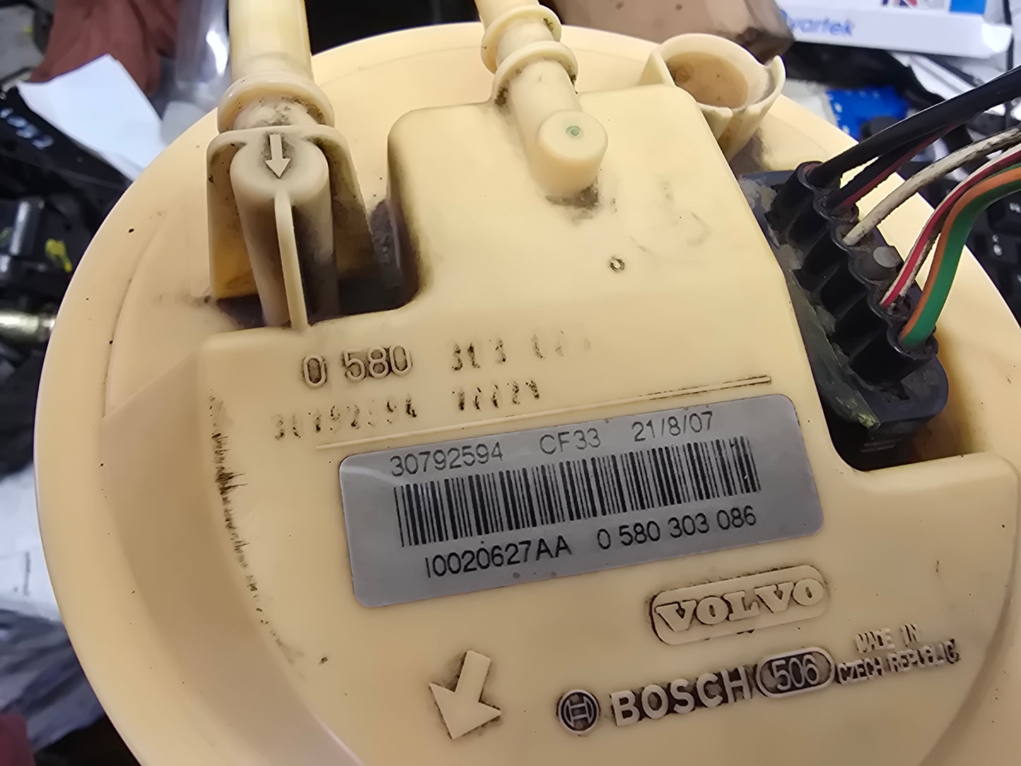 2008-2009 Volvo C30 S40 V50 C70 In-Tank Fuel Pump 30792594