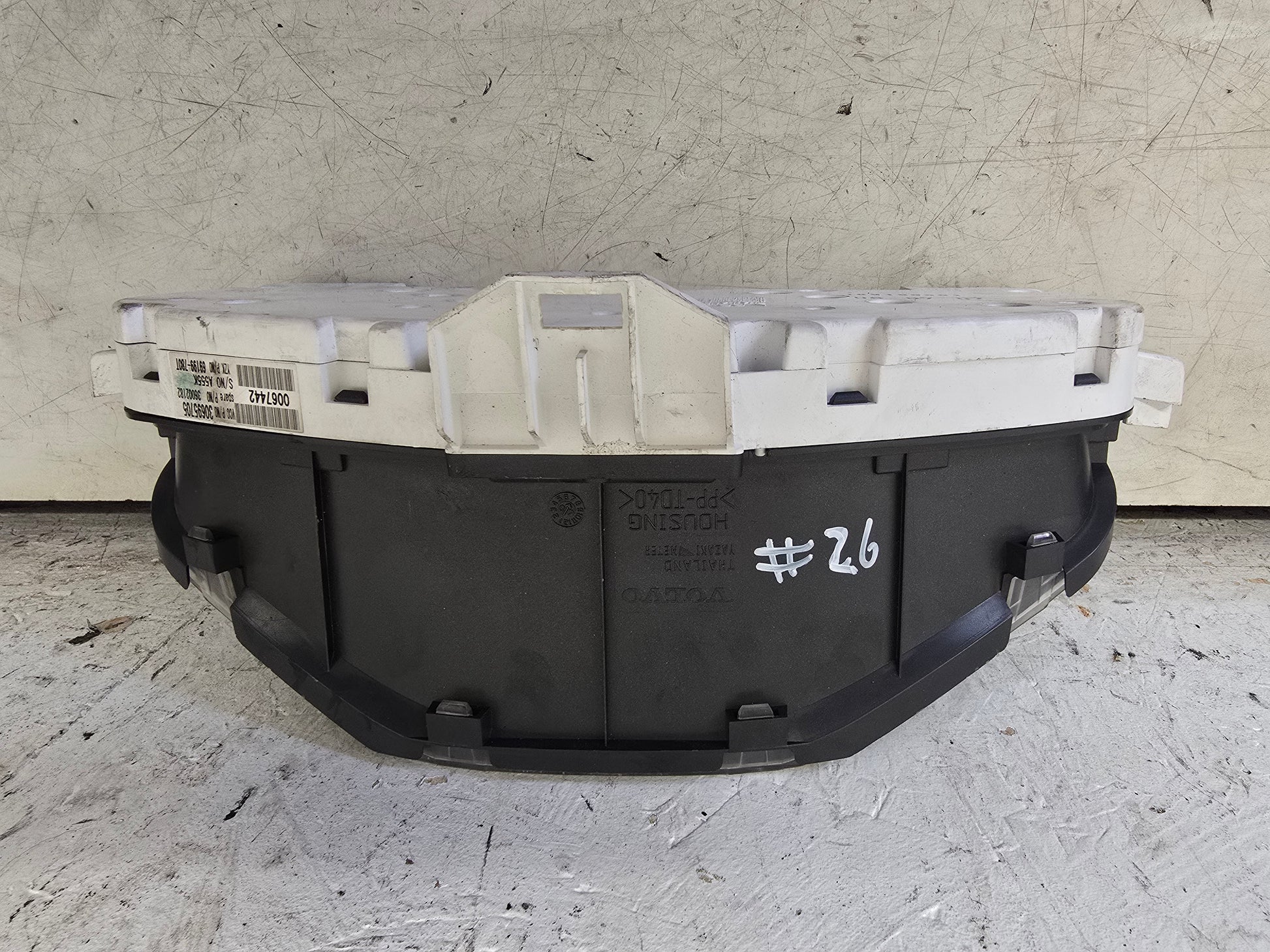 2007 Volvo C30 Instrument Cluster 30695705