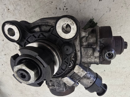 2007 Volvo C30 2.4 Diesel Fuel Pump 31272896