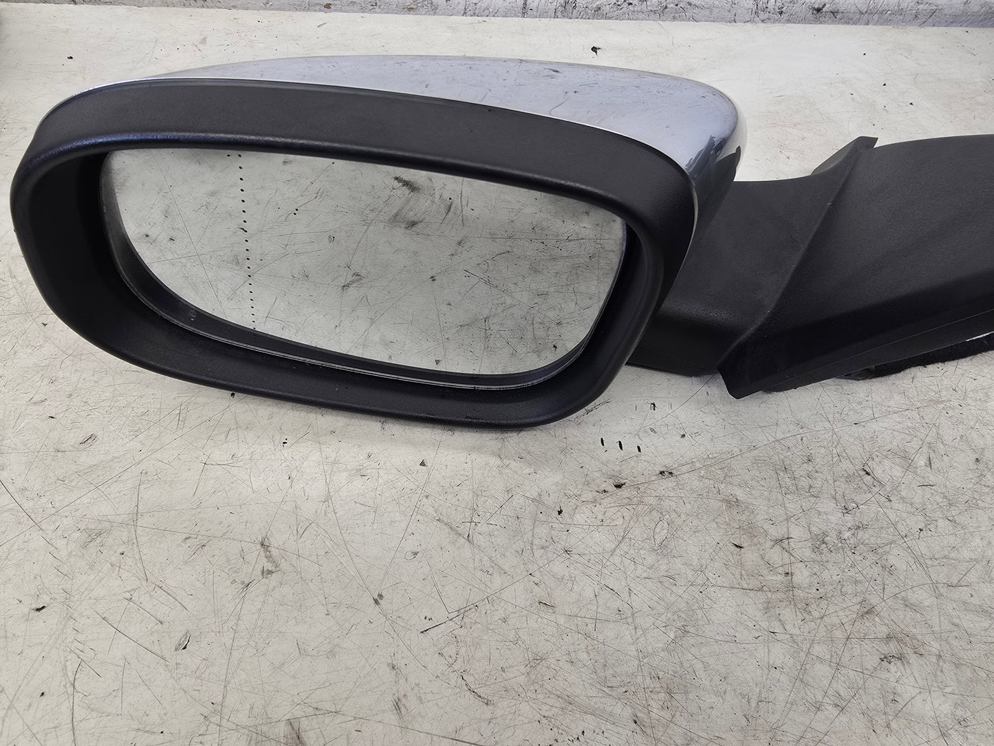 2007 Volvo C30 Passenger Side Power-Folding Electric Door Mirror – Silver
