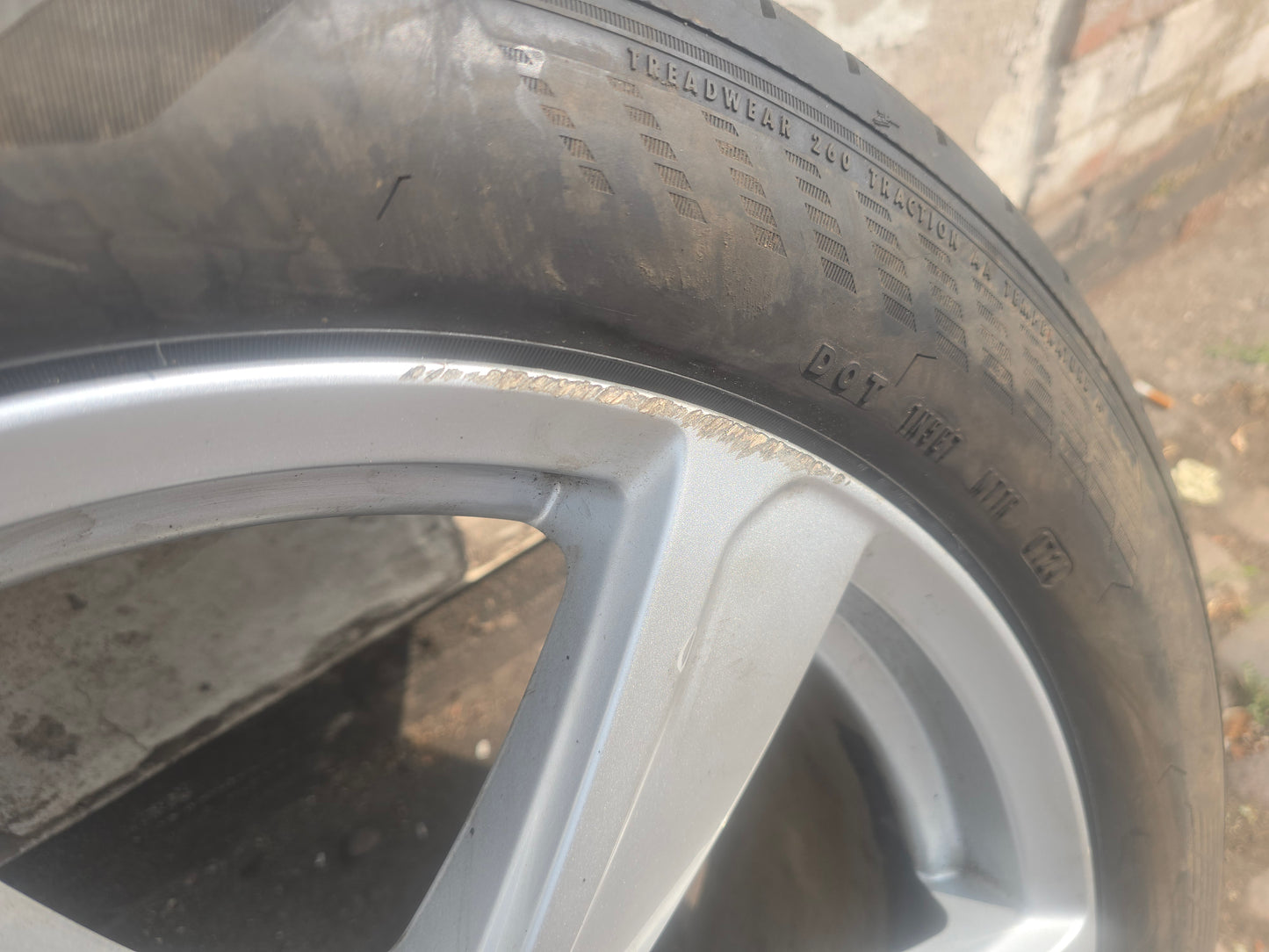 2012-2019 Volvo V40 Black Alloy Road Wheel 2.0D Hatchback VRAC B