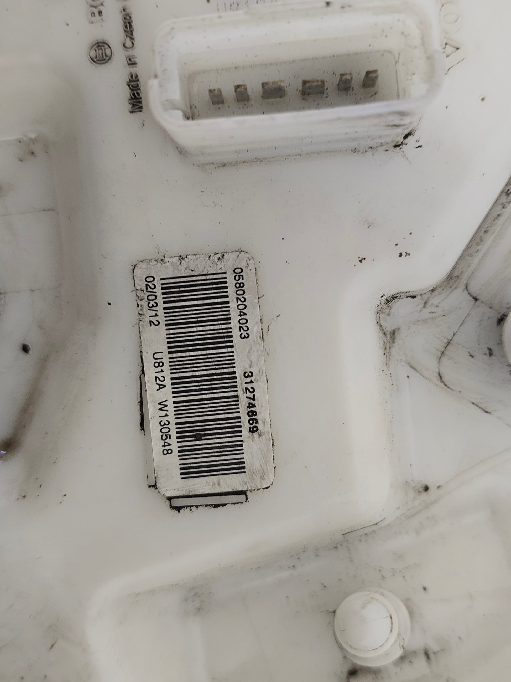 2012 Volvo V60 D3 In Tank Fuel Pump 31274669