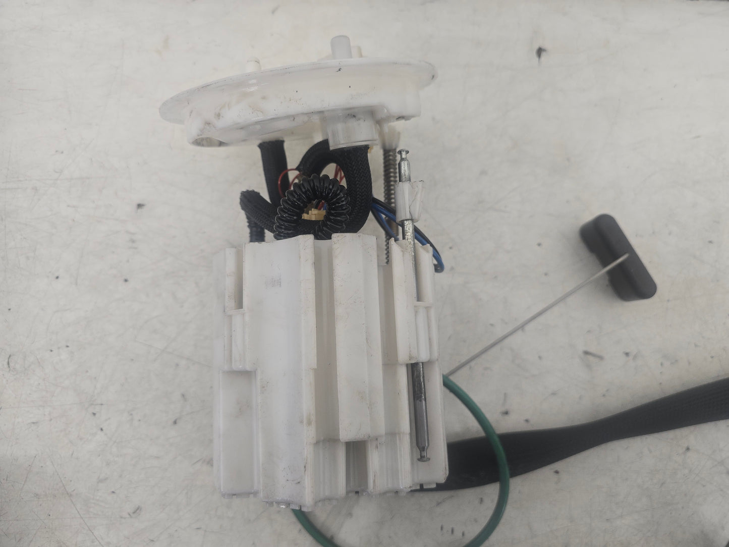 2012 Volvo V60 D3 In Tank Fuel Pump 31274669