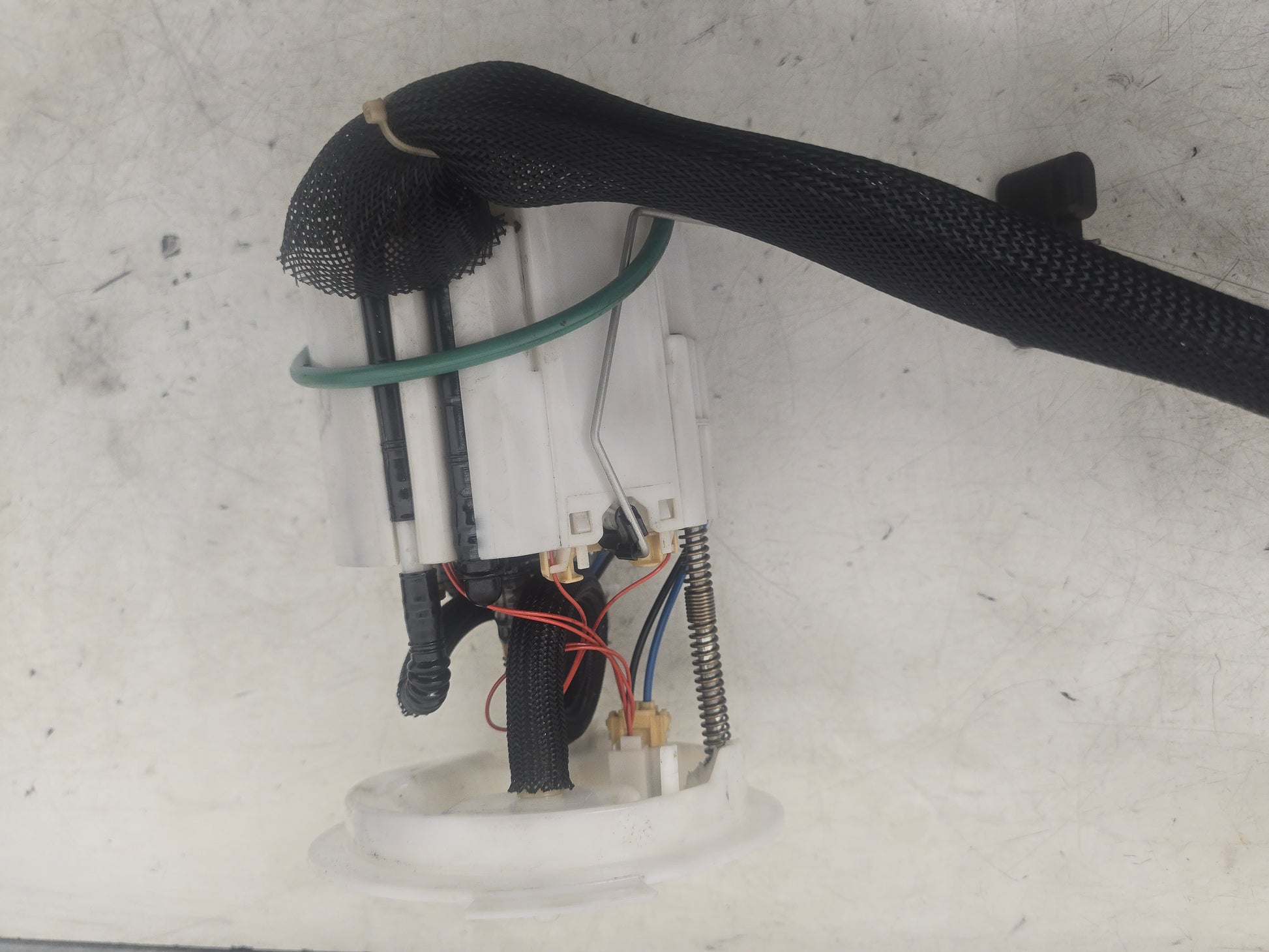 2012 Volvo V60 D3 In Tank Fuel Pump 31274669