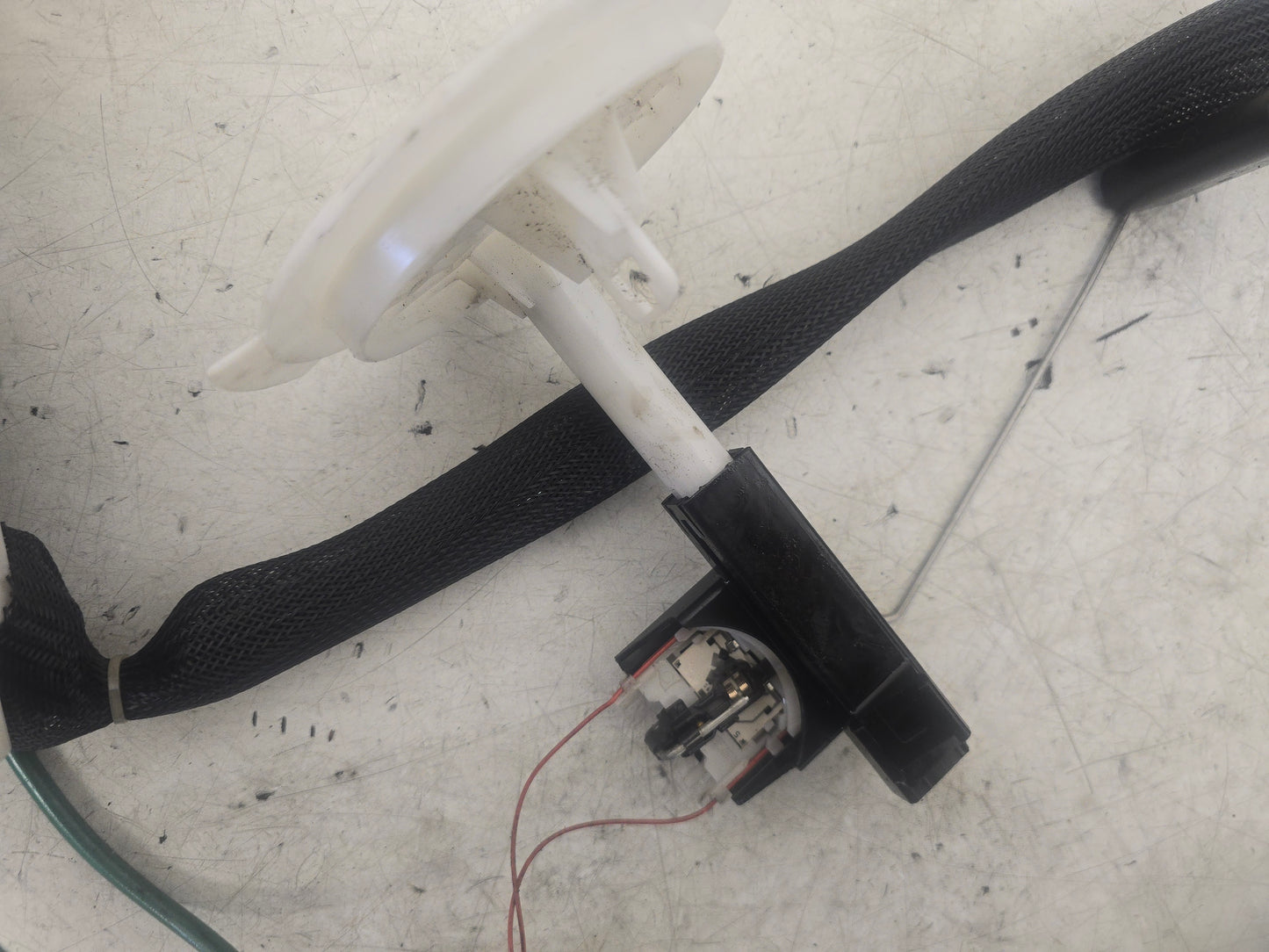 2012 Volvo V60 D3 In Tank Fuel Pump 31274669