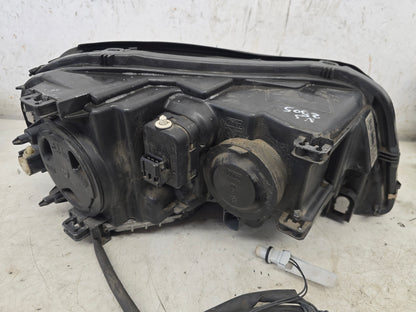 2011 Volvo XC90 Xenon Passenger Side Headlight 31446874